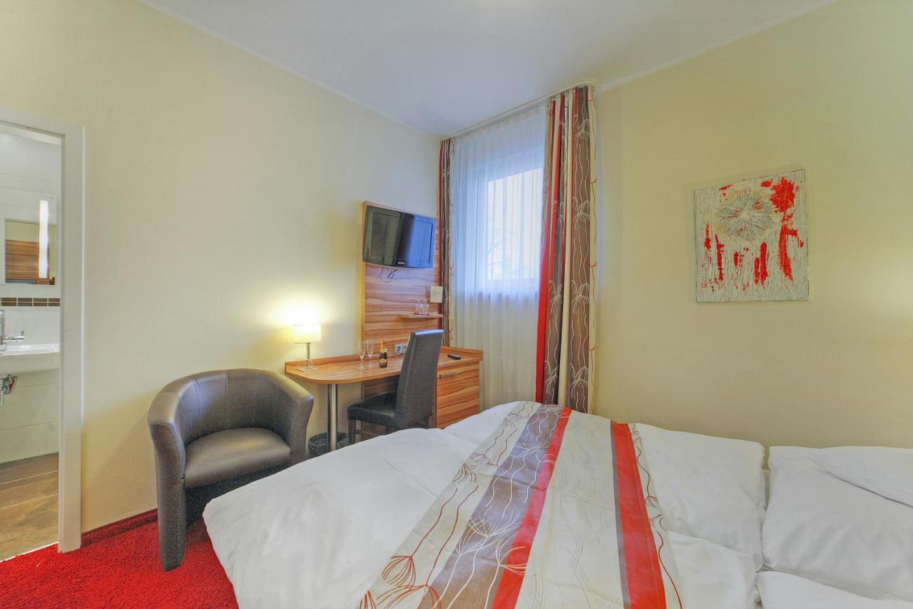 Hotel Da Vinci Gröbenzell Buitenkant foto